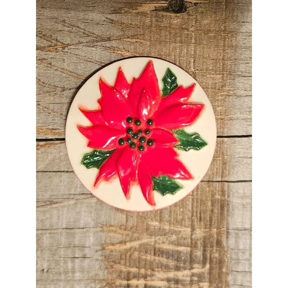 Poinsettia Flower Pin  Christmas‎ Holiday Red Green